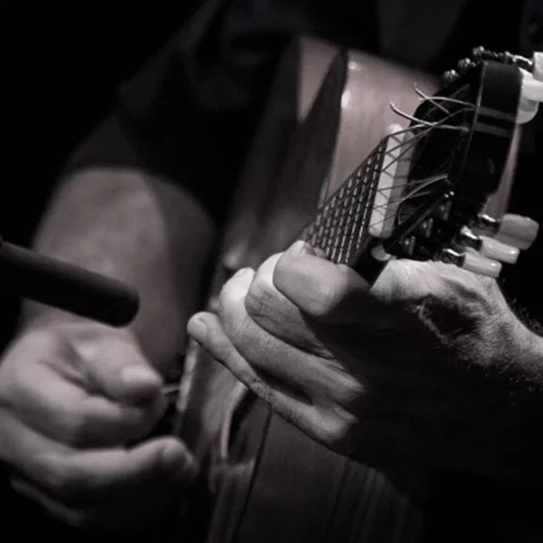 REDU: Μια εκπαιδευτική πλατφόρμα για το ρεμπέτικο, ανοιχτή για όλους