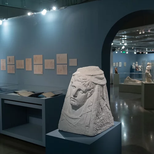 Ανταπόκριση: Η έκθεση "Γιανούλης Χαλεπάς: Δούναι και Λαβείν" εγκαινιάστηκε στη Θεσσαλονίκη