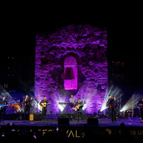 Sani Festival 2024: Έκλεισε τη σεζόν με χορούς, ξεσηκωμένο από τις κιθάρες των Gipsy Kings