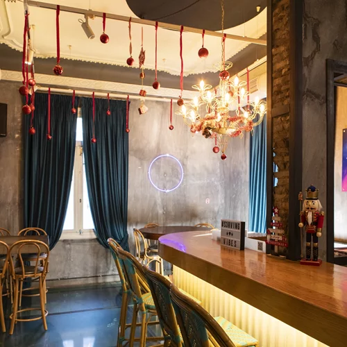 Ρεβεγιόν με ποτάρες στο "Beauty killed the Beast"