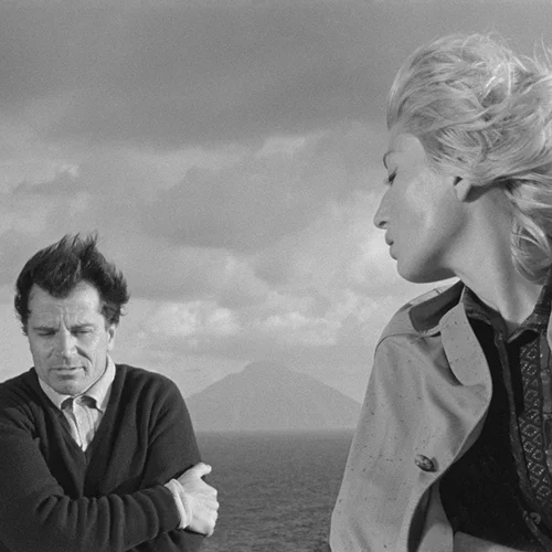 Απόψε (17/10) στην TV: Αντονιόνι και Ταραντίνο