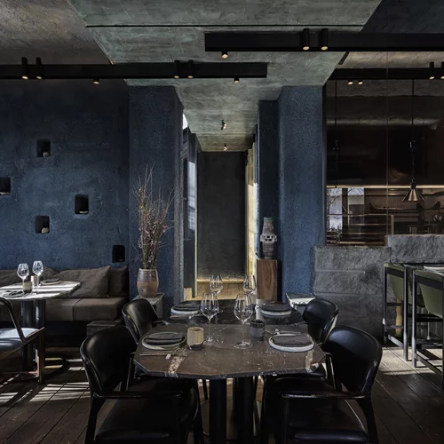 "Humain": Εκεί όπου η θεατρικότητα συναντά το γιορτινό dégustation