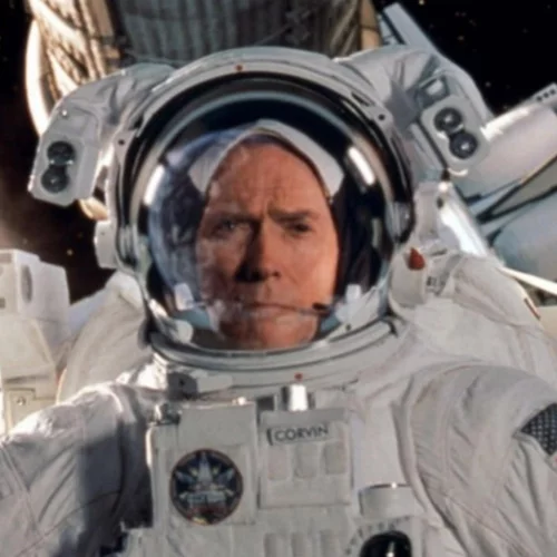 Απόψε (9/6) στην TV: ταξίδι στο διάστημα