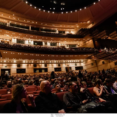 Θεατρικά Βραβεία Κοινού 2023 από το αθηνόραμα: Οι νικητές και όλα όσα έγιναν στην συναισθηματικά φορτισμένη τελετή απονομής που οραματίστηκε το μέλλον του θεάτρου