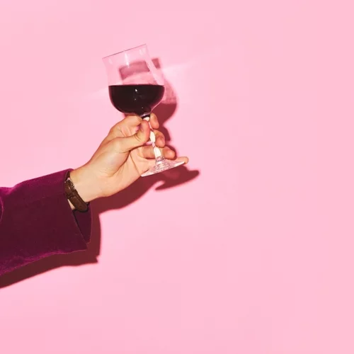 "Κόκκινο Γράμμα": Αυτό το κρασί του Boutari είναι το απόλυτο "date wine"