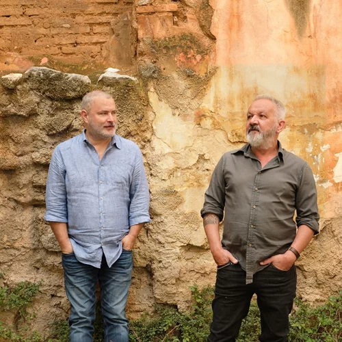 Ο Χρήστος Θηβαίος και ο Παναγιώτης Μάργαρης συναντιούνται στο "Caja de musica"