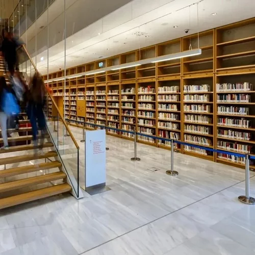 Μία βόλτα στις βιβλιοθήκες της Αθήνας