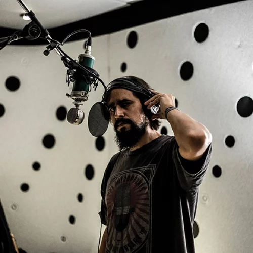 Phantom Limb: Μια κουβέντα με τον Αμερικανό τραγουδιστή της νέας, εγχώριας rock μπάντας