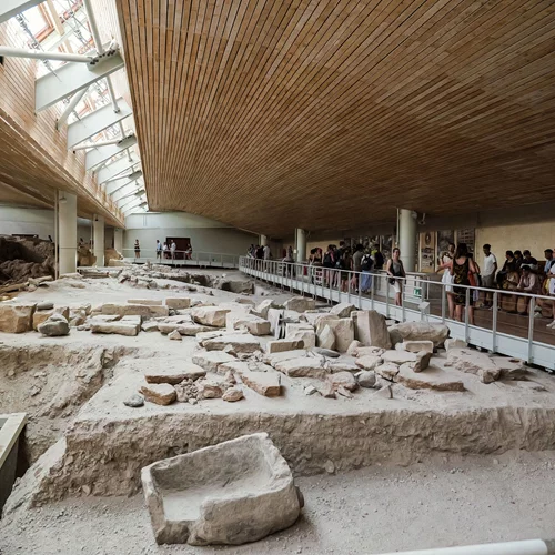 Σύσκεψη για την προστασία των αρχαιοτήτων στις Κυκλάδες λόγω της σεισμικής δραστηριότητας στη Σαντορίνη