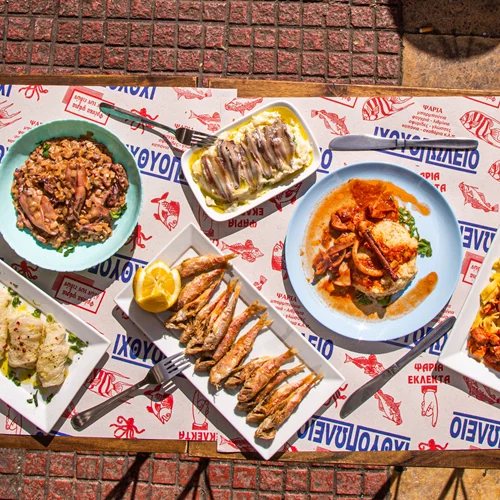 Το "Ουζερί του Λάκη" κλείνει τα 40 χρόνια του