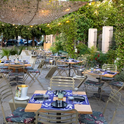 "Prosopa": Urban καλοκαίρι δίπλα στις ράγες