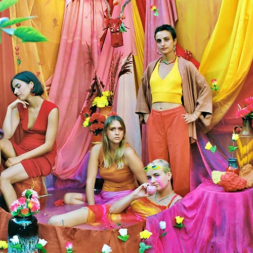 Goat Girl: "Σε κάθε άλμπουμ μας αναζητάμε πάντα μια νέα προοπτική"