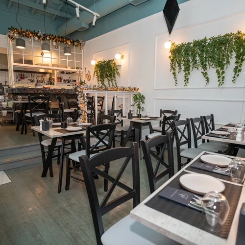 S. Pellegrino: Μας υποδέχεται στο "Το Μαγαζάκι που λέγαμε"