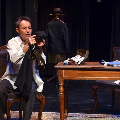 "Αυτός και το παντελόνι του": Καμπανέλλης για γαλλόφωνους με τον Antonio Labati