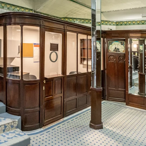 Lavatory Madeleine: Μια Belle Époque χρονοκάψουλα σε δημόσιες τουαλέτες του Παρισιού