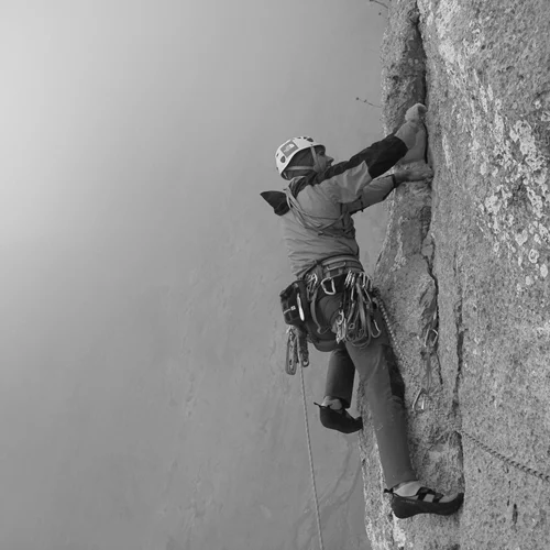 Με το βλέμμα στραμμένο ψηλά: Συζητώντας για την ανερχόμενη τάση της αλπικής αναρρίχησης