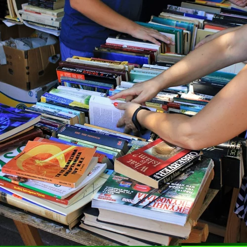 Εσύ ακόμα να πας στο 29ο Παζάρι Βιβλίου στην Κλαυθμώνος;