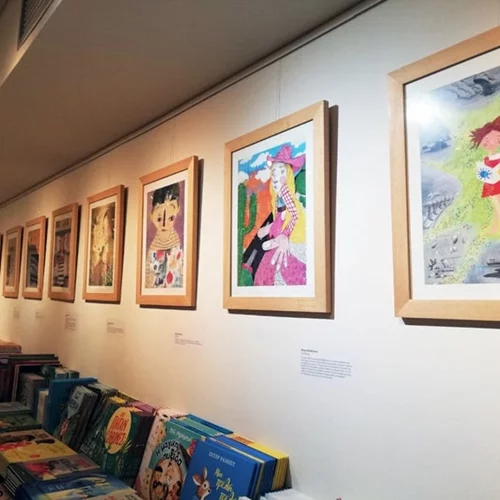 "Ένα βιβλίο, μια ανάμνηση": 30 εικονογράφοι δημιουργούν με αφορμή τα 30 χρόνια των εκδόσεων Μεταίχμιο