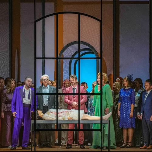 Μουσικά ευτυχές, σκην(οθετ)ικά ατελές δίπτυχο των "Ιφιγενειών" του Γκλουκ στη Λυρική