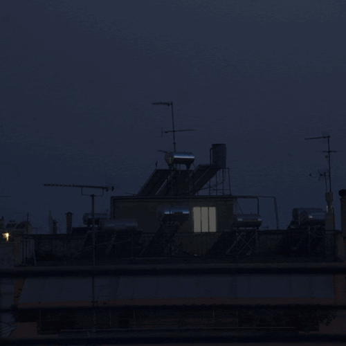 Στιγμές από την περίοδο του εγκλεισμού απαθανατίζονται από τον φακό του Απόλλωνα Γλύκα