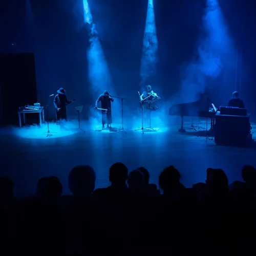 Subset Festival 2023: ΜΜΜΔ & Alem με μπαρόκ αίγλη, παραμορφώσεις και ερεβώδη κατάνυξη