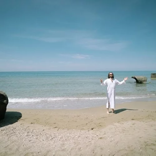 "Εδώ μιλάνε για λατρεία": Η ιστορία των Κόρε. Ύδρο. στη μεγάλη οθόνη