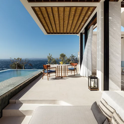 Το "One&Only Kéa Island" καλωσορίζει τους πρώτους επισκέπτες του αυτήν την άνοιξη