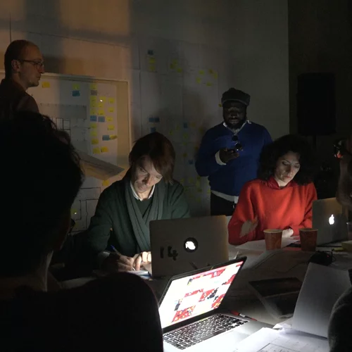 Δημήτρη Αθυρίδη, πώς γύρισες μια από τις μεγαλύτερες ταινίες στην ιστορία για τη μεγαλύτερη έκθεση στον κόσμο;