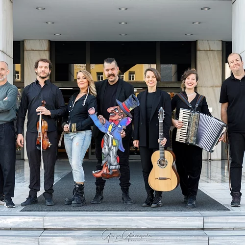 Ζήσε τα "Χριστούγεννα του Καραγκιόζη στο Παρίσι" στο Μέγαρο Μουσικής