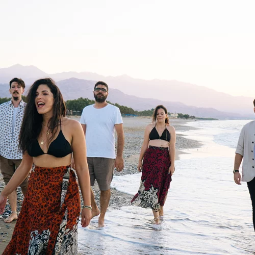 Οι Τόpos τα χώρεσαν "Όλα σε μια θάλασσα"