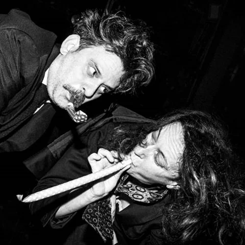 "Η Δύναμη της συνήθειας" vol.2 : Μια σκοτεινή κωμωδία για το τέλος του πολιτισμού