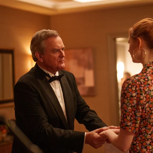 Το απόλυτα επίκαιρο "Douglas is Cancelled" είναι η νέα σειρά που θα μας προβληματίσει