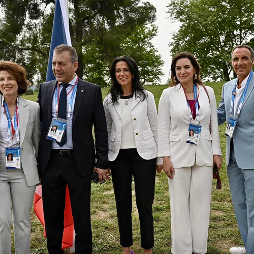 Η Όλγα Κεφαλογιάννη στην τελετή αφής της Ολυμπιακής Φλόγας