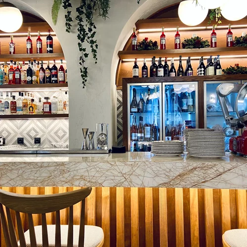 Μαθαίνουμε… ιταλικά με το Lurisia: Pizza κομψοτέχνημα στο Prascitele