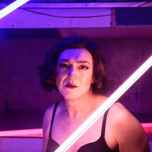 "Κάθε Τρίτη στο σούπερ-μάρκετ": Ο Φαίδων Καστρής σε παιχνίδια παρένδυσης