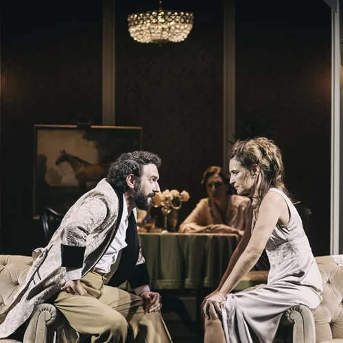 Η "Φιλουμένα Μαρτουράνο" επιστρέφει τον Οκτώβριο στο "Δημήτρης Χορν"