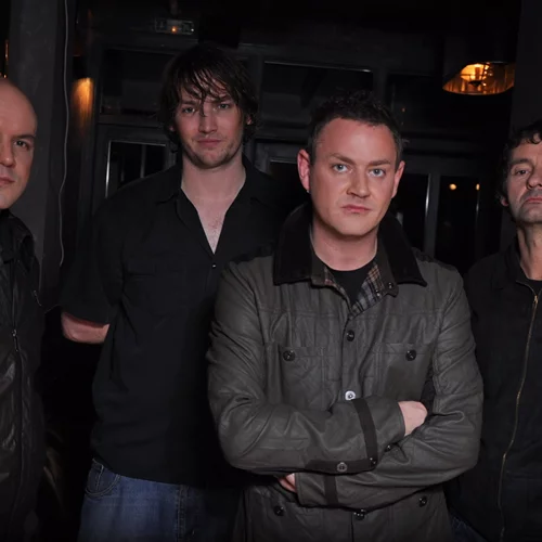 Puressence: Θα ξαναγυρίσει το ελληνικό κοινό σε μια παλιά, μα μεγάλη αγάπη;