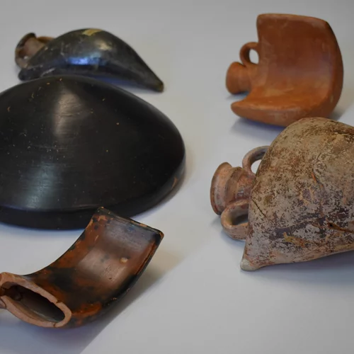 Το "Αθέατο Μουσείο" του ΕΑΜ παρουσιάζει τις "αρχαίες θερμοφόρες"