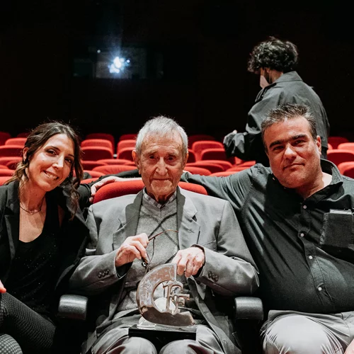 Η Ελληνική Ακαδημία Κινηματογράφου και η Φίνος Φιλμ τιμούν τον Γιάννη Βογιατζή