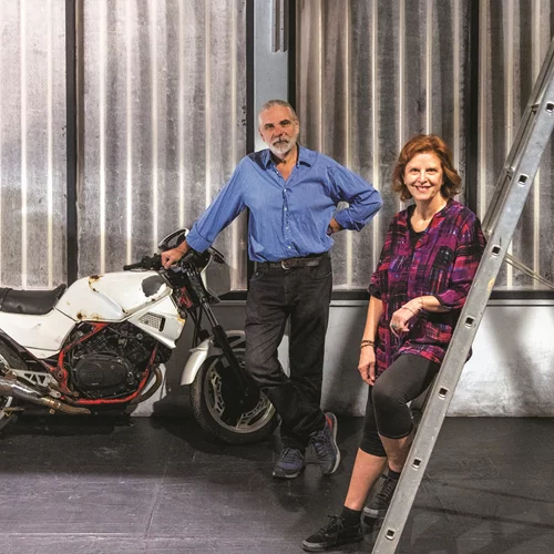 Ελένη Σκότη - Γιώργος Χατζηνικολάου: Μιλήσαμε με την "ψυχή" της ομάδας Νάμα, η οποία γιορτάζει την αργυρή επέτειό της