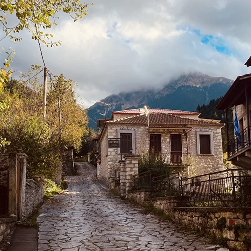 Γουικέντ στο Καρπενήσι και την αδάμαστη φύση της Ευρυτανίας: χωριά, αξιοθέατα και tips για να περάσεις καλά