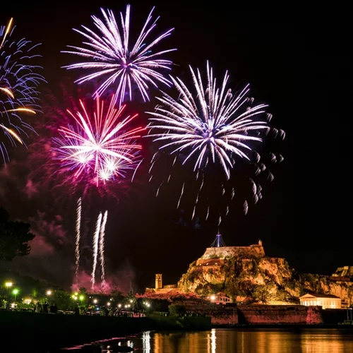 Οι καλύτεροι προορισμοί για Πασχαλινές αποδράσεις και τα ξενοδοχεία τους