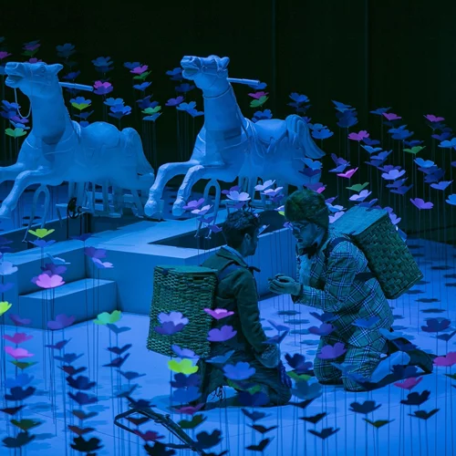 Η εξωφρενική όπερα του παραλόγου "Ο θάνατος του Άντονυ" στην Εναλλακτική Σκηνή της ΕΛΣ