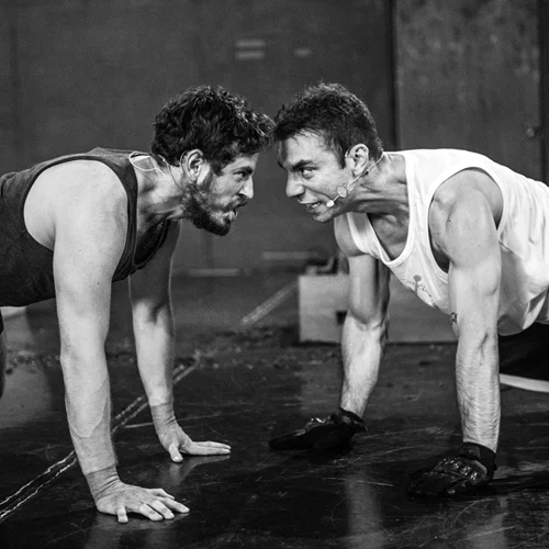 Φεστιβάλ Αθηνών: Τα "Σκυλιά" του Ανέστη Αζά έρχονται στην Πειραιώς 260