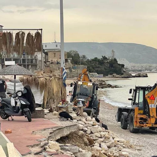 Ανάπλαση της παραλίας Βοτσαλάκια από τον Δήμο Πειραιά