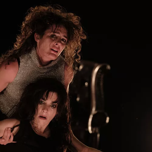 Ηλέκτρα εντός