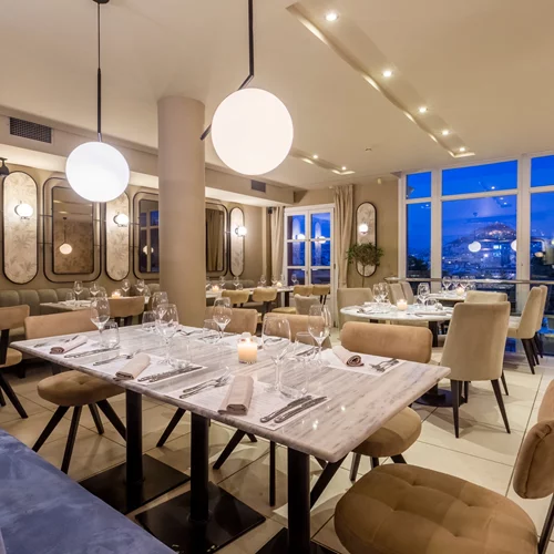 Το φαγητό συναντά το κρασί στο "Hill Athens"