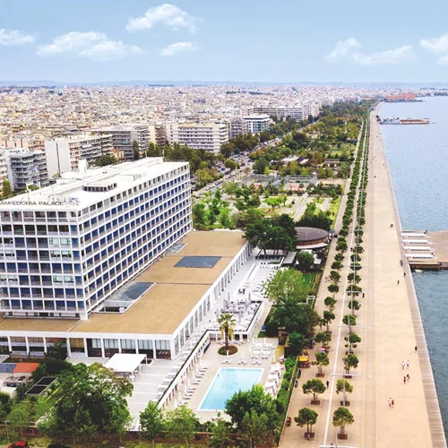 Πάσχα στην Ελλάδα:  Εστιατόρια και ξενοδοχεία για κάθε διάθεση