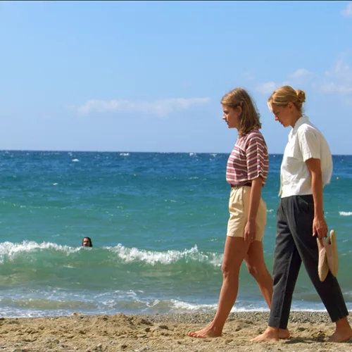 "Η παραλία": Βία και έρωτας συγκρούονται στη νέα σειρά της ΕΡΤ1