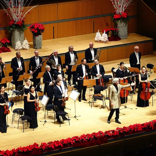 Γιορτινά βαλς με το Johann Strauss Ensemble και τον μαέστρο Russell McGregor στην Αθήνα